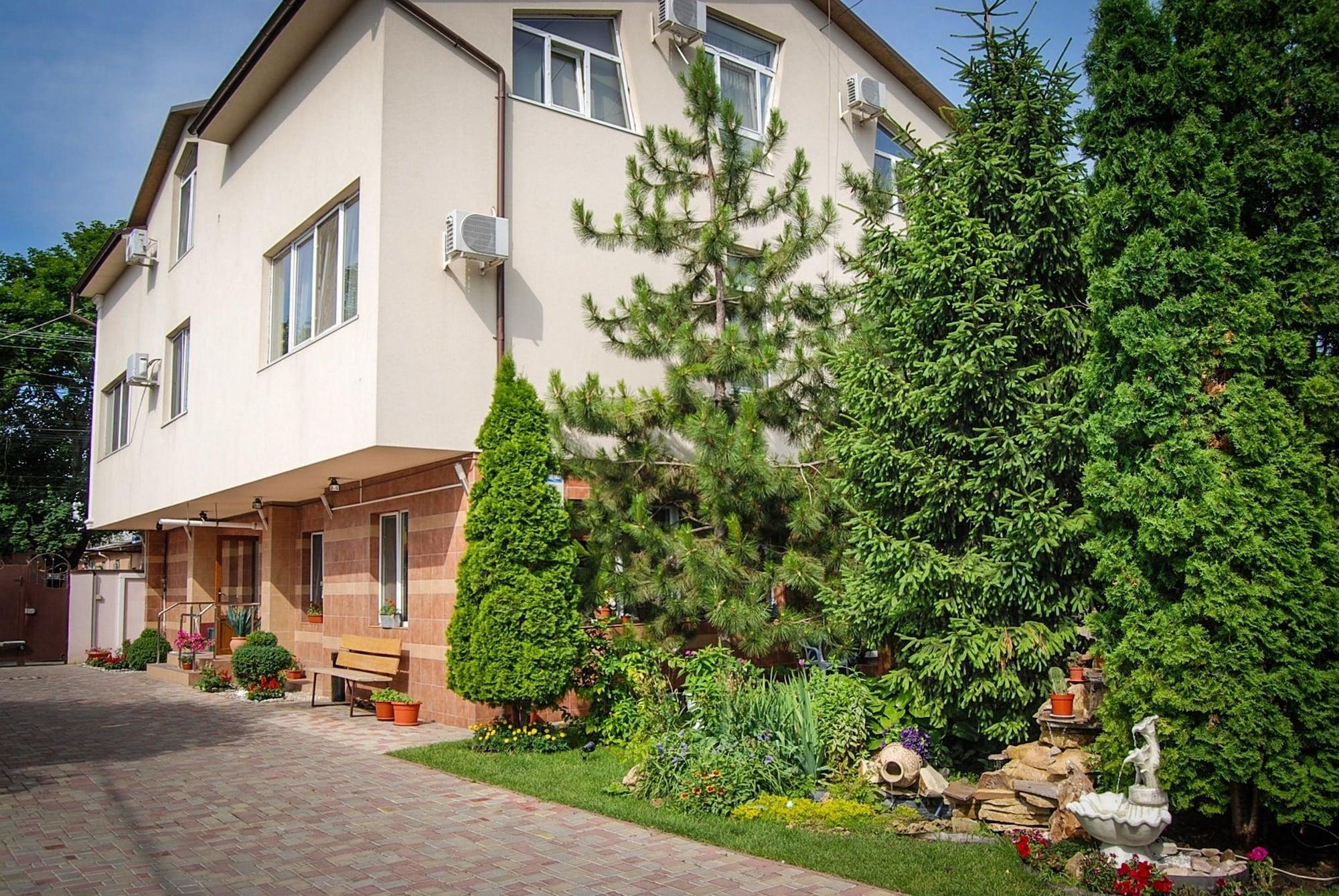 Klassik Hotel Chisináu Exterior foto