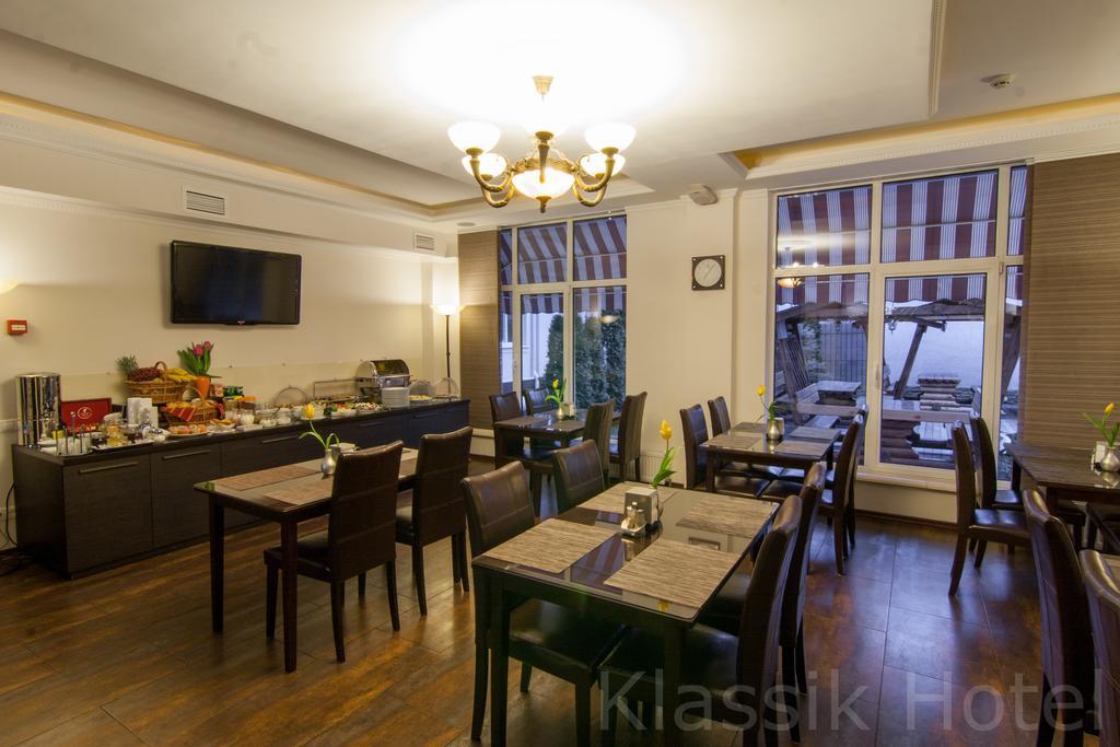Klassik Hotel Chisináu Exterior foto